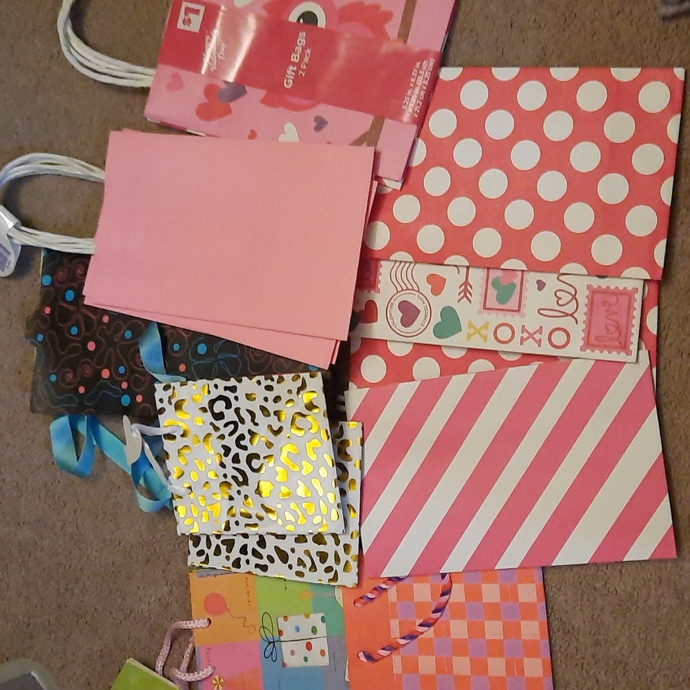 Lot of 14 New Small Gift Bags